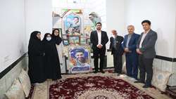 دیدار سرپرست شبکه بهداشت و درمان فراشبند با خانواده یکی از شهدای مدافع حرم