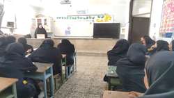 برگزاری کارگاه آموزشی سلامت روان در دوران نوجوانی برای دانش آموزان مقطع متوسطه فراشبند