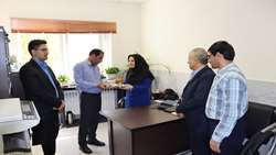تقدیر از فرزندان شاهد شاغل در شبکه بهداشت و درمان فراشبند به مناسبت روز بزرگداشت شهدا