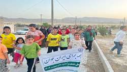 برگزاری پیاده‌روی خانوادگی در روستای حسین‌آباد به مناسبت هفته ملی جمعیت