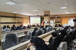 آشنایی بانوان شاغل در ادارات فراشبند با نقش سلامت بانوان در سلامت خانواده و جامعه