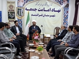 دیدار سرپرست شبکه بهداشت و درمان فراشبند با امام جمعه و تجدید میثاق با شهدا در آخرین روز کاری خود 